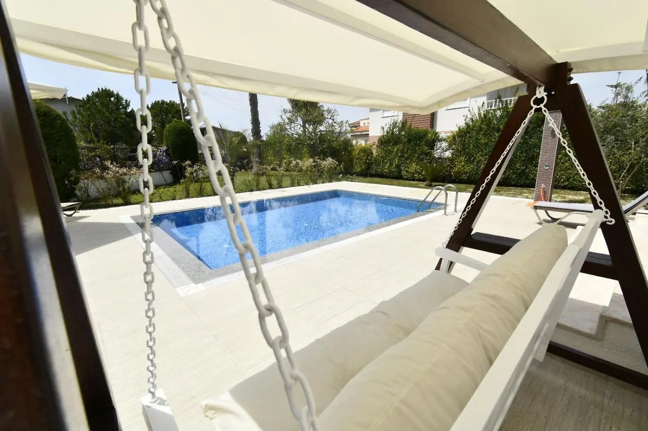 Aguarius Villas Side